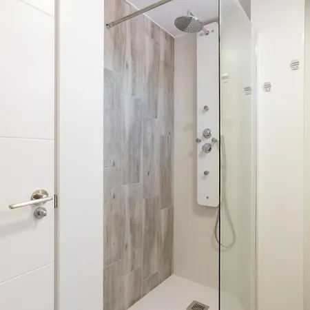 公寓 View Terrace And 2br *